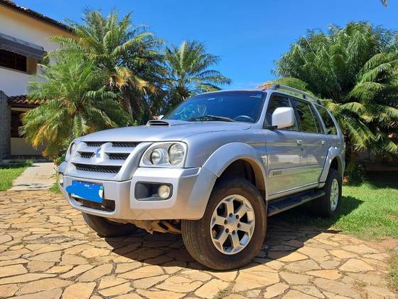 MITSUBISHI PAJERO SPORT 2.5 HPE 4X4 8V TURBO INTERCOOLER DIESEL 4P AUTOMÁTICO MITSUBISHI PAJERO SPORT 2.5 HPE 4X4 8V TURBO INTERCOOLER DIESEL 4P AUTOMÁTICO